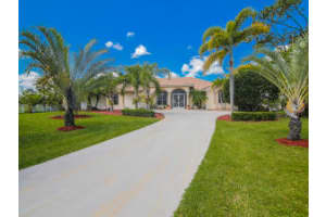 1752 SW Laredo St, Palm City, FL 34990, Sold 12/15/16