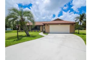 2920 SE Falmouth Dr, Stuart, FL 34997, Sold 10/05/16