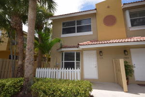 1058 Jeffery St, Boca Raton, FL 33487, Sold 09/30/16