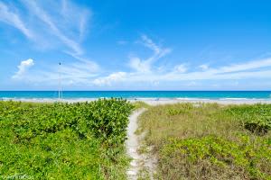 2175 S Ocean Blvd, Delray Beach, FL 33483, Sold 01/17/17