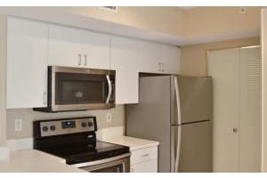 MLS# R10257604, Vero Beach, Florida 32967