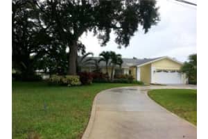 424 21st Pl SE, Vero Beach, FL 32962, Sold 01/19/17