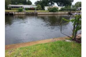424 21st Pl SE, Vero Beach, FL 32962, Sold 01/19/17