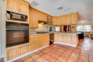 6859 Athena Dr, Lake Worth, FL 33463, Sold 09/26/16