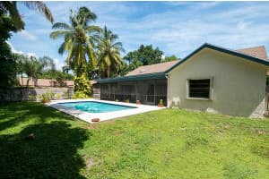 1298 NW 14th St, Boca Raton, FL 33486, Sold 11/07/16