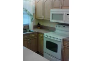 810 SE 7th St, Deerfield Beach, FL 33441, Sold 04/24/17