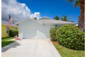 146 Crystal Key Way, Boynton Beach, FL 33426, Sold 04/14/17