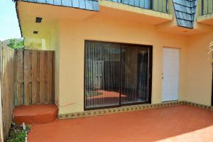 1719 N Congress Ave, West Palm Beach, FL 33401, Sold 10/25/16