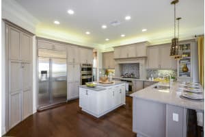9818 Montpellier Dr, Delray Beach, FL 33446, Sold 03/13/17