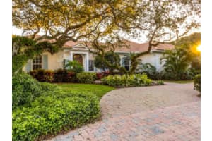 3 W Sea Colony Dr, Vero Beach, FL 32963, Sold 11/07/16