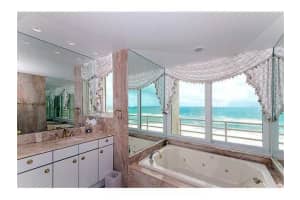 800 S Ocean Blvd, Boca Raton, FL 33432, Sold 09/26/17