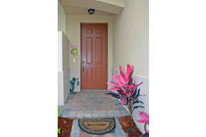 125 E Prive Cir, Delray Beach, FL 33445, Sold 09/09/16