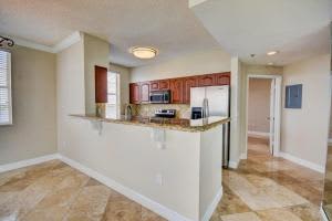 616 Clearwater Park Rd, West Palm Beach, FL 33401, Sold 12/08/16