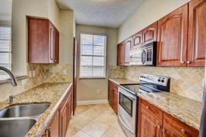 616 Clearwater Park Rd, West Palm Beach, FL 33401, Sold 12/08/16