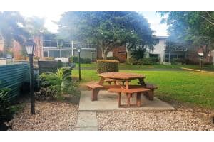 25 SE 13th St APT B1, Boca Raton, FL 33432, Sold 09/16/16