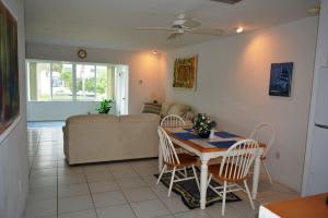 2561 S Ocean Blvd, Boca Raton, FL 33432, Sold 11/18/16