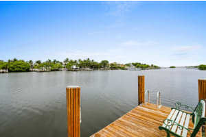 3525 S Ocean Blvd, South Palm Beach, FL 33480, Sold 09/30/16