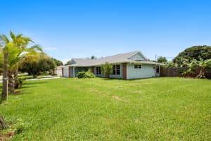 525 11th Ave, Vero Beach, FL 32962, Sold 06/27/17