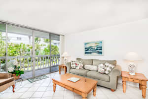 2505 S Ocean Blvd, Palm Beach, FL 33480, Sold 03/10/17