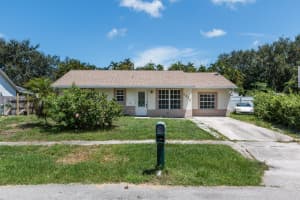 4645 Poseidon Pl, Lake Worth, FL 33463, Sold 12/23/16