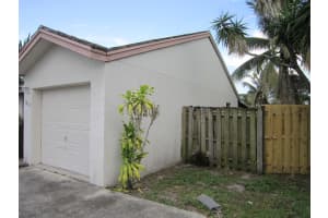 5769 Strawberry Lakes Cir, Lake Worth, FL 33463, Sold 07/21/17