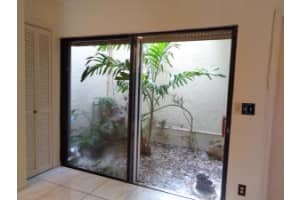 1800 Embassy Dr, West Palm Beach, FL 33401, Sold 09/30/16