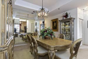 11390 12 Oaks Way, North Palm Beach, FL 33408, Sold 08/24/17