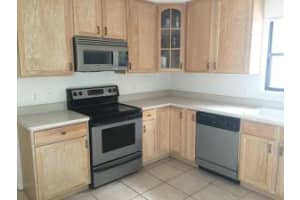 495 Oak Shadow Way, Wellington, FL 33414, Sold 09/02/16