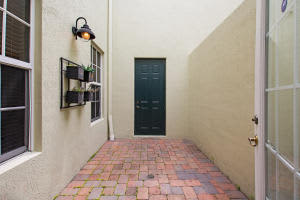 8309 NW 7th Ct, Boca Raton, FL 33487, Sold 10/31/16