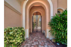 121 Grand Palm Way, Palm Beach Gardens, FL 33418, Sold 02/06/17