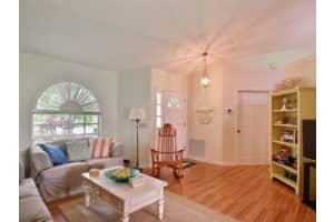 761 24th Square, Vero Beach, FL 32962, Sold 12/06/16