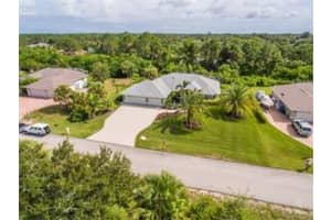 782 Holden Ave, Sebastian, FL 32958, Sold 11/14/16