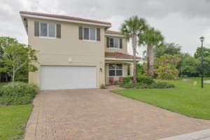 111 2 Pine Dr, Greenacres, FL 33413, Sold 03/03/17