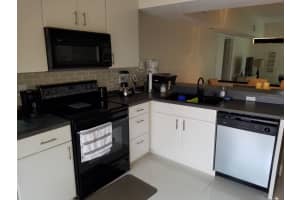 3314 SE Sandpiper Cir, Port St. Lucie, FL 34952, Sold 04/28/17