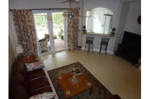 124 Las Brisas Cir, Hypoluxo, FL 33462, Sold 12/15/16