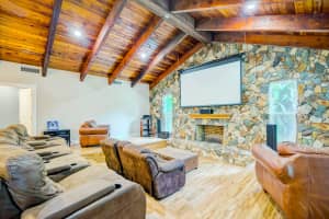 215 Westwood Cir E, West Palm Beach, FL 33411, Sold 06/02/17