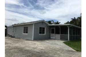 976 SW 37th St, Palm City, FL 34990, Sold 10/11/16