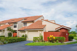 1800 Embassy Dr, West Palm Beach, FL 33401, Sold 10/18/16