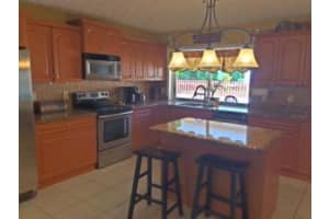 754 SE Hidden River Dr, Port St. Lucie, FL 34983, Sold 10/25/16