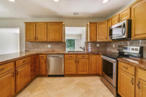 2530 NW 32nd St, Boca Raton, FL 33434, Sold 10/26/16