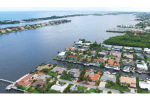 165 Lucina Dr, Hypoluxo, FL 33462, Sold 11/29/16