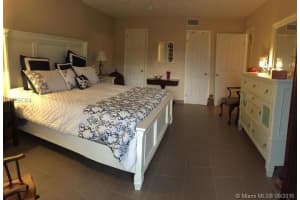 717 US-1, Jupiter, FL 33477, Sold 01/30/17