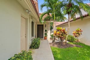2535 Iroquois Cir, West Palm Beach, FL 33409, Sold 02/28/17