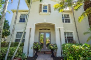 9879 SE Crape Myrtle Ct, Hobe Sound, FL 33455, Sold 05/12/17