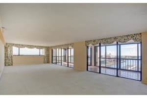 400 N Flagler Dr, West Palm Beach, FL 33401, Sold 04/19/17