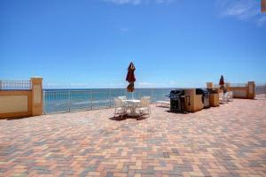 4505 S Ocean Blvd, Highland Beach, FL 33487, Sold 02/17/17