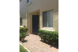 2821 S Evergreen Cir, Boynton Beach, FL 33426, Sold 11/04/16