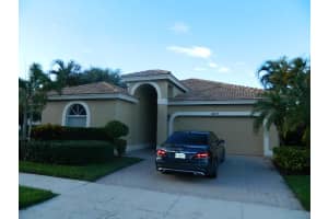 5207 Ventura Dr, Delray Beach, FL 33484, Sold 05/19/17