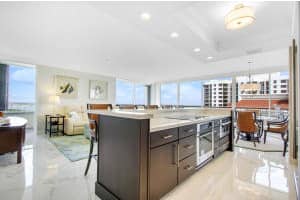 5280 N Ocean Dr, Riviera Beach, FL 33404, Sold 12/02/16