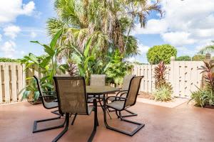 1610 Shaker Cir, Wellington, FL 33414, Sold 11/01/16